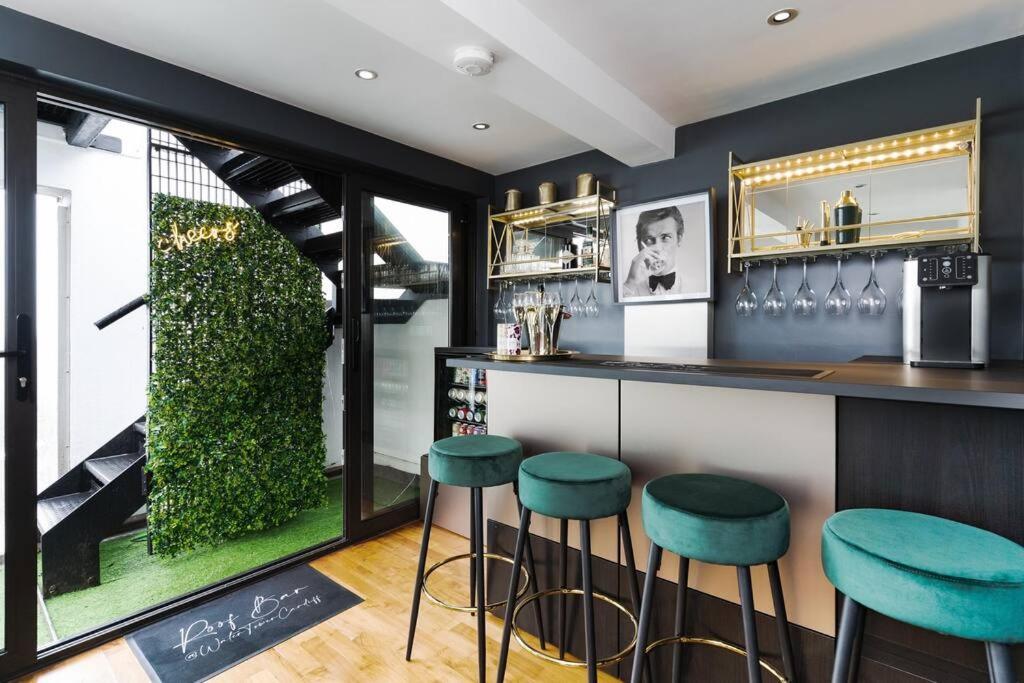Luxury Water Tower I Roof Bar I Cinema Villa Cardiff Buitenkant foto